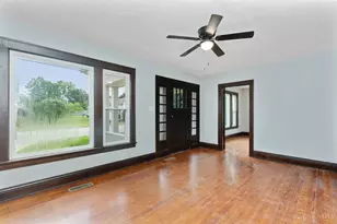 306 E Main St, Jefferson Township, OH 45168 - Photo 15