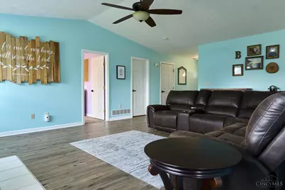 5579 Wanda, Fairfield Township, OH 45011 - Photo 7