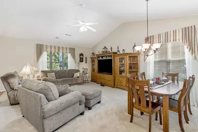 1215 Little Yankee Run, Centerville, OH 45458 - Photo 3