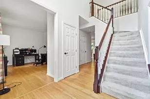 1030 Westchester Way, Union Township, OH 45244 - Photo 9