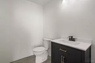 4477 Thirty Fourth Ave, Cincinnati, OH 45209 - Photo 5