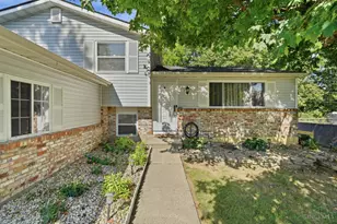 5651 Crestview Dr, Fairfield, OH 45014 - Photo 5