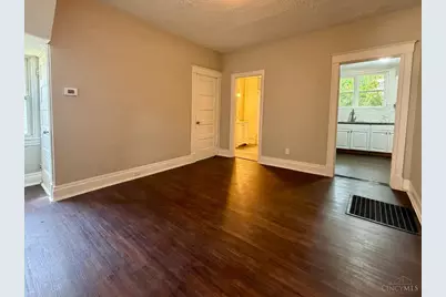 1179 Atwood Avenue, Cincinnati, OH 45224 - Photo 5
