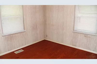 5629 Samver Road, Green Township, OH 45239 - Photo 13