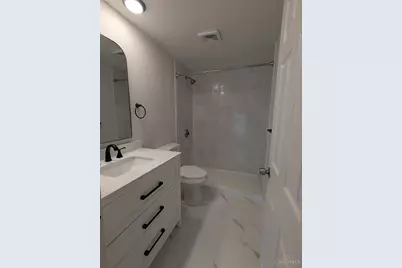 355 Grand Avenue #105, Cincinnati, OH 45205 - Photo 7