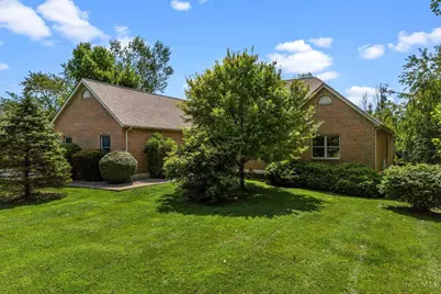 837 Leslie Drive, Washington Township, OH 45177 - Photo 1