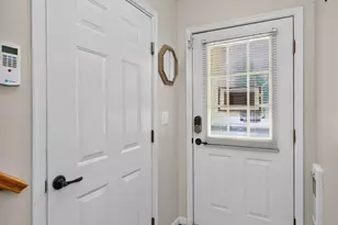2019 Commons Cir Dr, Batavia Township, OH 45103 - Photo 5