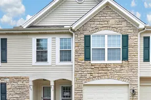 2019 Commons Cir Dr, Batavia Township, OH 45103 - Photo 3