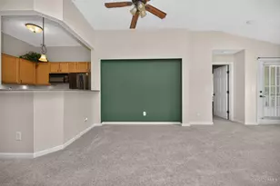 2019 Commons Cir Dr, Batavia Township, OH 45103 - Photo 9