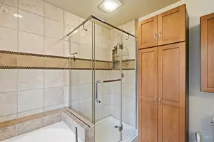 5922 Winton Ridge Ln, Cincinnati, OH 45232 - Photo 37