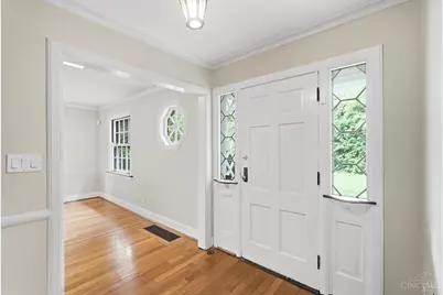 5922 Winton Ridge Lane, Cincinnati, OH 45232 - Photo 5