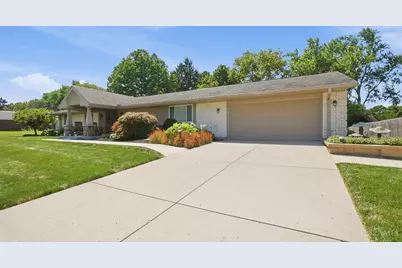 1080 Heathshire Drive, Centerville, OH 45459 - Photo 11