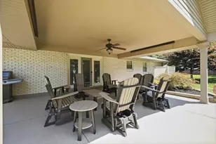 1080 Heathshire Dr, Centerville, OH 45459 - Photo 57