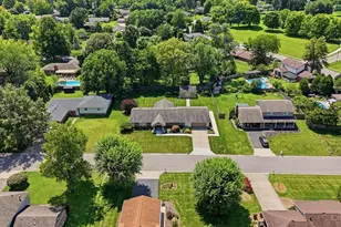 1080 Heathshire Dr, Centerville, OH 45459 - Photo 7