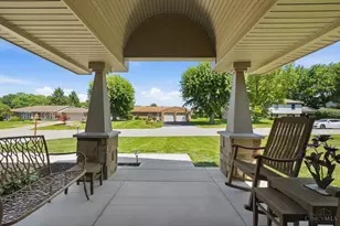1080 Heathshire Dr, Centerville, OH 45459 - Photo 15