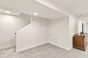 1128 Clover Field Dr, Miami Township, OH 45040 - Photo 21