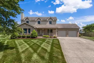 824 Kelly Dr, Wilmington, OH 45177 - Photo 1