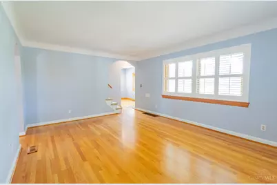 2618 Allaire Avenue, Cincinnati, OH 45239 - Photo 5