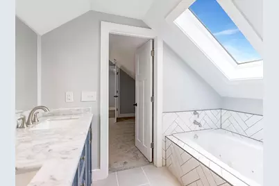 5520 Davies Place, Cincinnati, OH 45227 - Photo 17