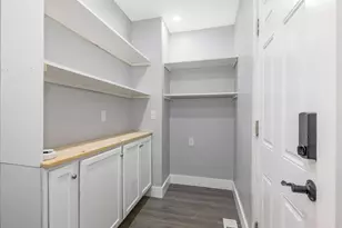5520 Davies Pl, Cincinnati, OH 45227 - Photo 11