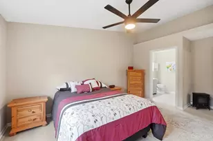 5449 Michelles Oak Ct, Green Township, OH 45248 - Photo 13