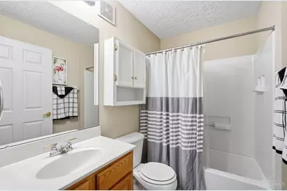 5449 Michelles Oak Court #I, Green Township, OH 45248 - Photo 17
