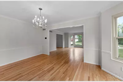 8092 Thistlewood Drive, West Chester, OH 45069 - Photo 9