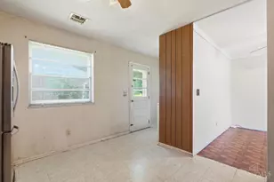 266 Nelson Ln, Springdale, OH 45246 - Photo 9