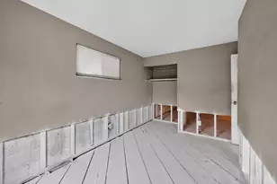 2129 St Leo Pl, Cincinnati, OH 45211 - Photo 15