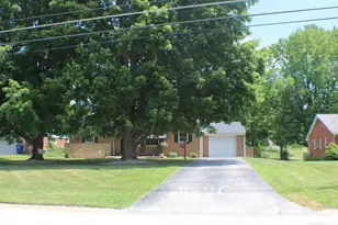 126 Greystone Dr, Hillsboro, OH 45133 - Photo 7