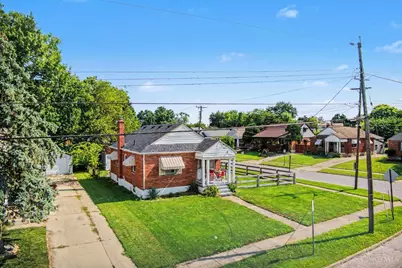1900 Knollridge Lane, Cincinnati, OH 45231 - Photo 15
