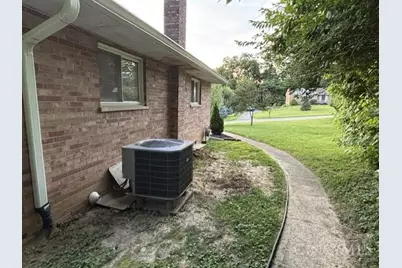6121 Connie Lane, Green Township, OH 45233 - Photo 47