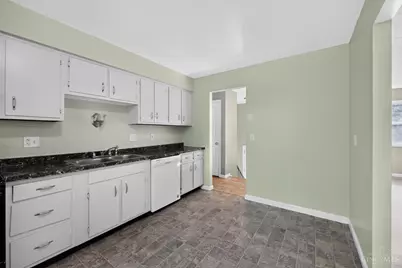 10267 Pippin Road, Colerain Township, OH 45231 - Photo 13