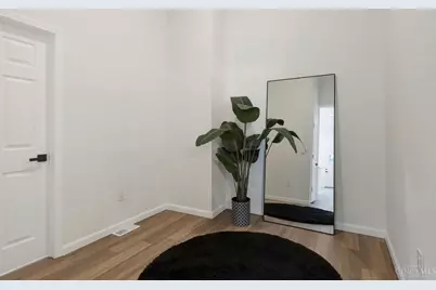 4704 Ward Street, Cincinnati, OH 45227 - Photo 15