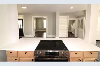 457 N E Street, Hamilton, OH 45013 - Photo 9