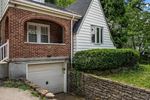 3445 Oak View Pl, Cincinnati, OH 45209 - Photo 3