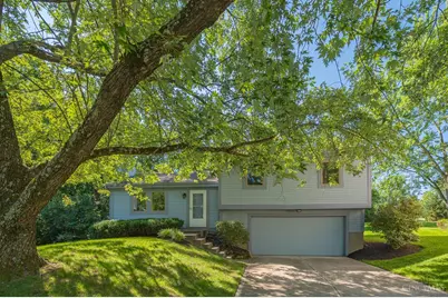 8259 Ravenwood Way, West Chester, OH 45069 - Photo 3