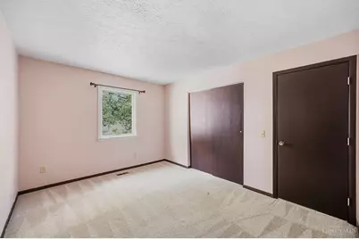 8259 Ravenwood Way, West Chester, OH 45069 - Photo 33