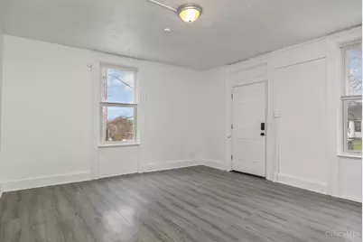 500 W Wyoming Avenue, Lockland, OH 45215 - Photo 5