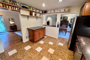 1600 Barnsdale Ct, Anderson Township, OH 45230 - Photo 9