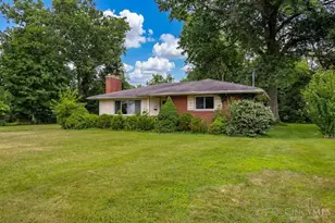 8548 Myrtlewood Ave, Sycamore Township, OH 45236 - Photo 1