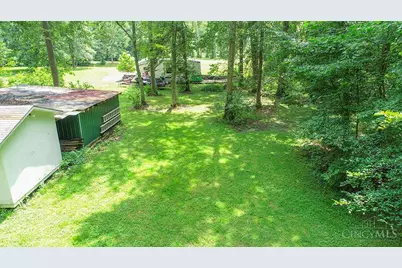 3958 Pettett Drive, Wayne Township, OH 45107 - Photo 13