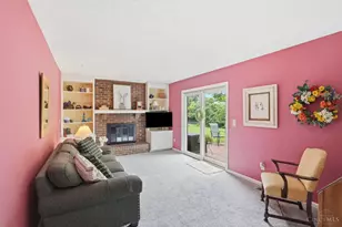 10816 Wengate Ln, Blue Ash, OH 45241 - Photo 7