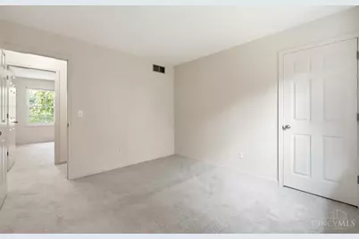 7590 Rolling Meadows Drive, West Chester, OH 45069 - Photo 35