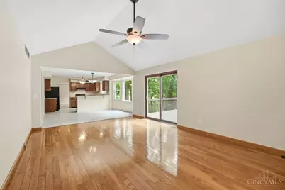 7590 Rolling Meadows Drive, West Chester, OH 45069 - Photo 13