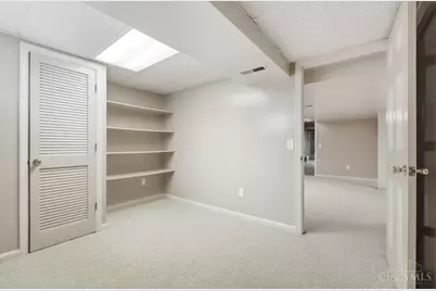 7590 Rolling Meadows Drive, West Chester, OH 45069 - Photo 43