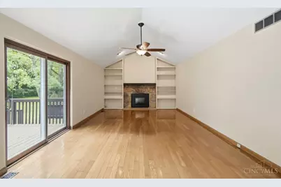 7590 Rolling Meadows Drive, West Chester, OH 45069 - Photo 11