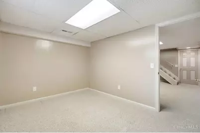 7590 Rolling Meadows Drive, West Chester, OH 45069 - Photo 41