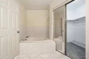 7590 Rolling Meadows Dr, West Chester, OH 45069 - Photo 25