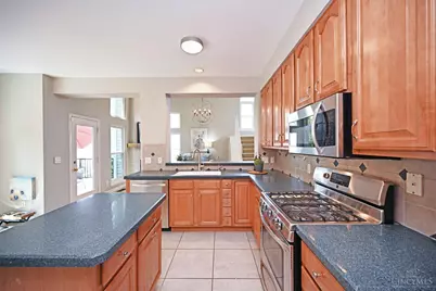 9341 Old Village Drive, Deerfield Township, OH 45140 - Photo 15